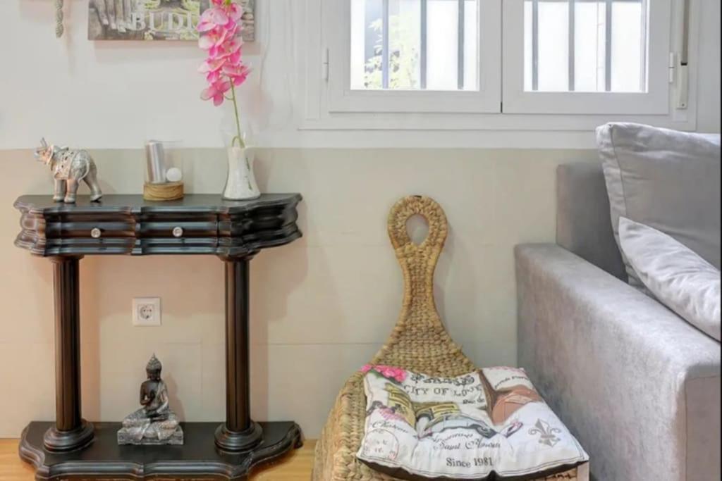 Magical Studio In The Center Feijoo Seville Exterior photo